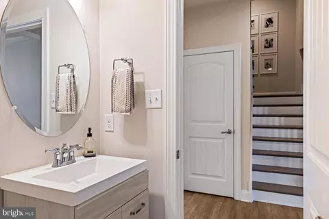 Entry Way - 409 Kaila Ct, Tabernacle, NJ 08088 photo 7 of 14