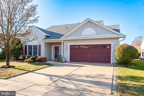 91 Wagon Wheel Ln, Columbus, NJ 08022