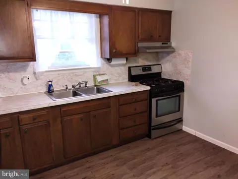 Entry Way - 29 Thomas Ave, Maple Shade, NJ 08052 photo 1 of 1
