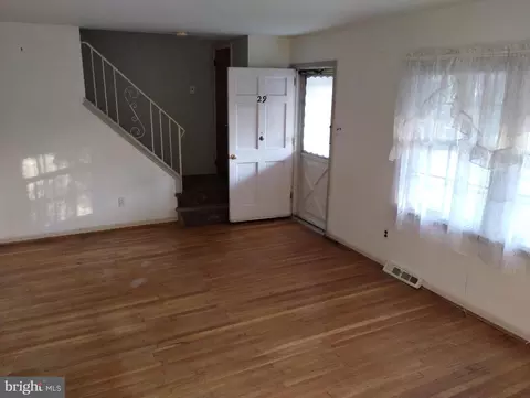 Living - 29 Thomas Ave, Maple Shade, NJ 08052 photo 2 of 3