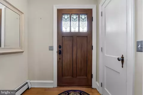 429 E Main St, Maple Shade, NJ 08052 photo 4