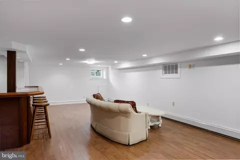 429 E Main St, Maple Shade, NJ 08052 photo 34