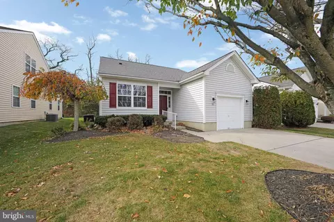 22 Fernbrooke Dr, Westampton, NJ 08060