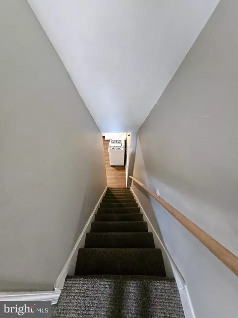 Entry Way - 433 Kossuth St, Riverside, NJ 08075 photo 3 of 3