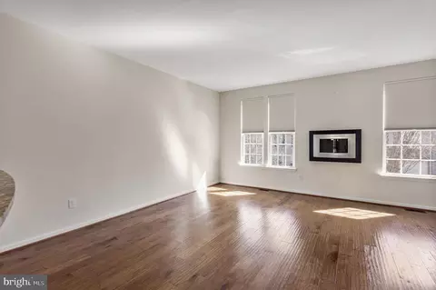 Living - 1911 Lukas Ct, Cinnaminson, NJ 08077 photo 2 of 10