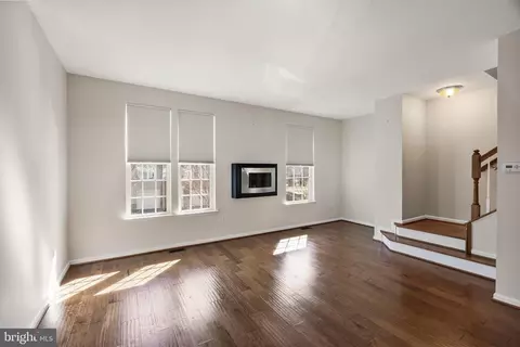 Living - 1911 Lukas Ct, Cinnaminson, NJ 08077 photo 3 of 10