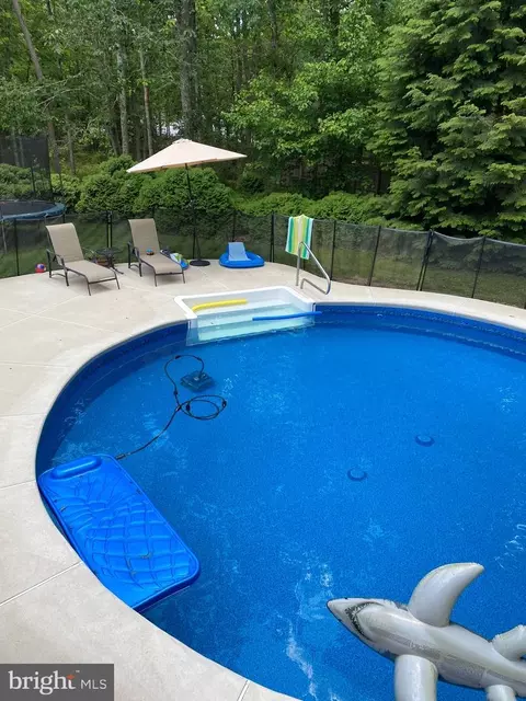Exterior - 64 Red Oak Dr, Tabernacle, NJ 08088 photo 5 of 10