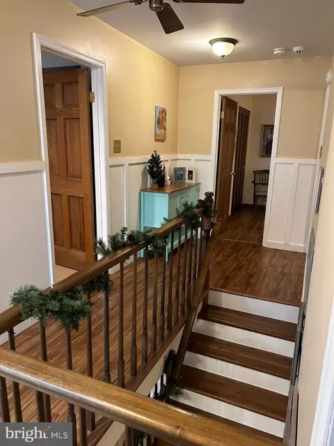 Entry Way - 64 Red Oak Dr, Tabernacle, NJ 08088 photo 5 of 7