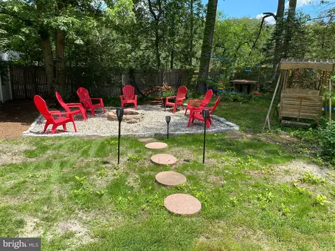 Exterior - 64 Red Oak Dr, Tabernacle, NJ 08088 photo 9 of 10