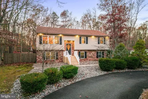 226 Oak Ln, Tabernacle, NJ 08088