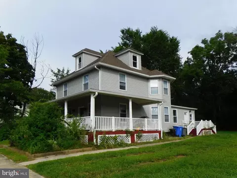 Exterior - 623 Third St, Delanco, NJ 08075 photo 4 of 6
