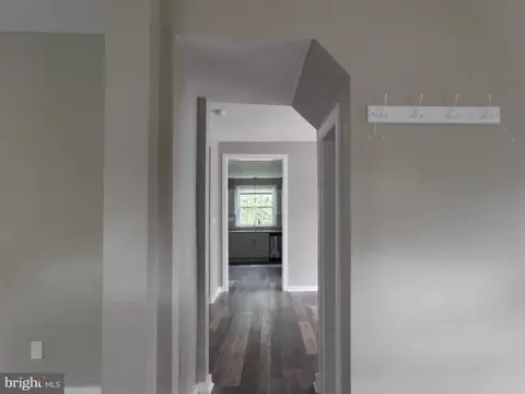 Entry Way - 623 Third St, Delanco, NJ 08075 photo 5 of 10