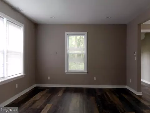Living - 623 Third St, Delanco, NJ 08075 photo 2 of 2