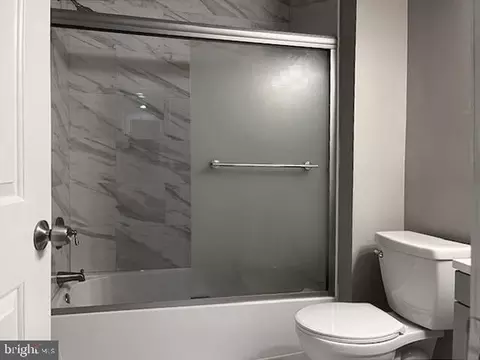 Bath - 623 Third St, Delanco, NJ 08075 photo 3 of 7