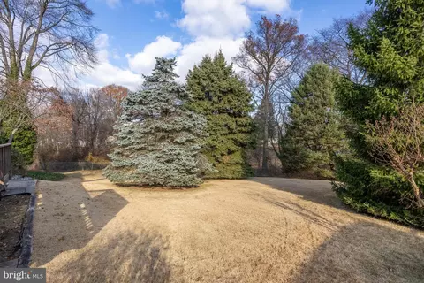 205 S Clinton Ave, Maple Shade, NJ 08052 photo 32