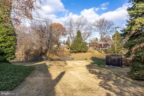 205 S Clinton Ave, Maple Shade, NJ 08052 photo 35