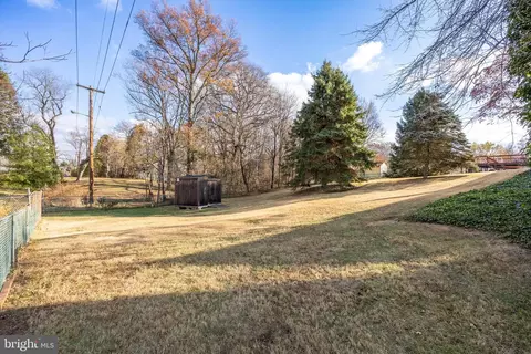 205 S Clinton Ave, Maple Shade, NJ 08052 photo 36