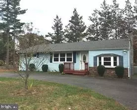 301 Manahawkin Trl, Browns Mills, NJ 08015