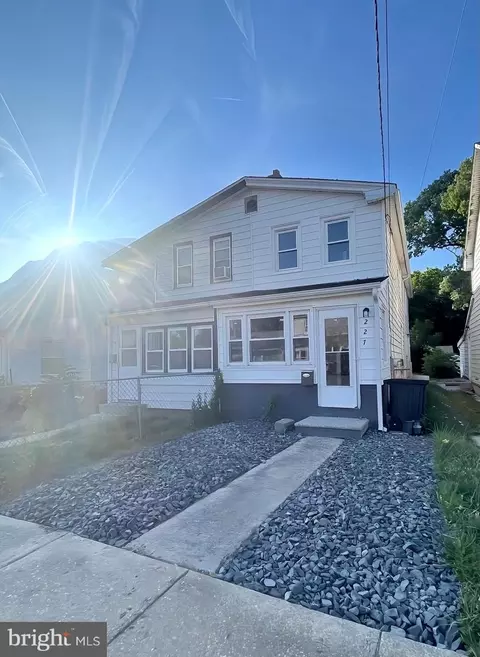 227 Chestnut St, Mount Holly, NJ 08060