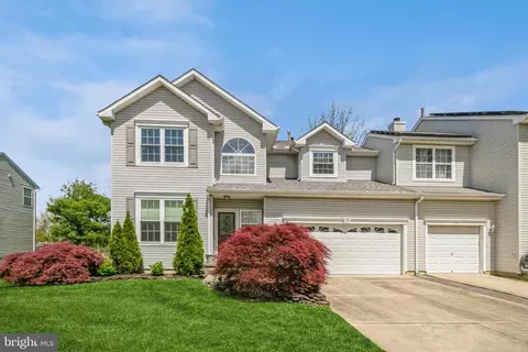 5 Amara Ln, Westampton, NJ 08060
