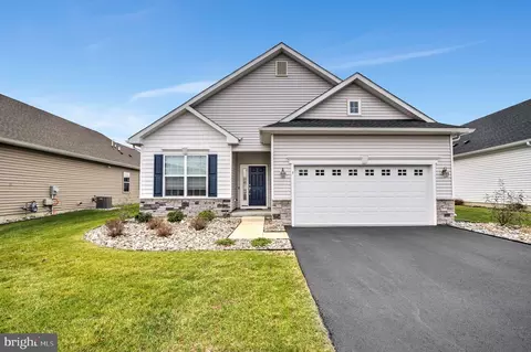 7 Pier St, Eastampton, NJ 08060