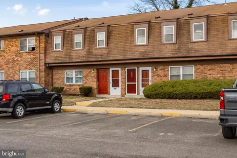 846 Henri Ct, Burlington, NJ 08016