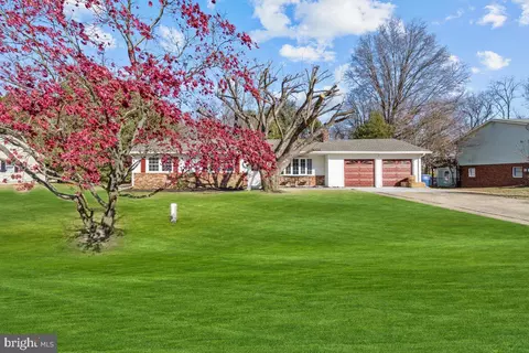 93 Bordentown Chesterfield Rd, Chesterfield, NJ 08515