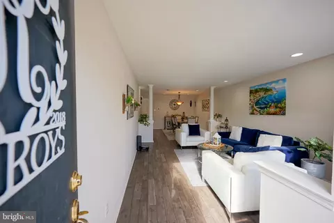 Entry Way - 99 Hearthstone, Evesham, NJ 08053 photo 1 of 3