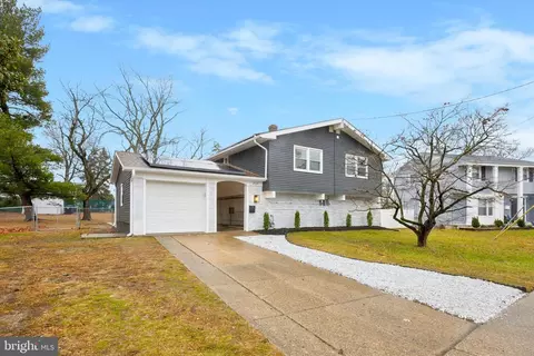 2124 Arleigh Rd, Cinnaminson, NJ 08077