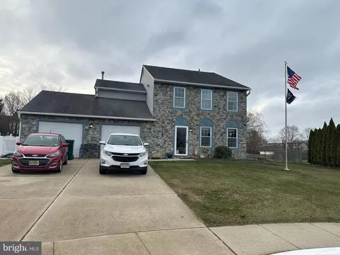 7 Woodstone Ct, Eastampton, NJ 08060