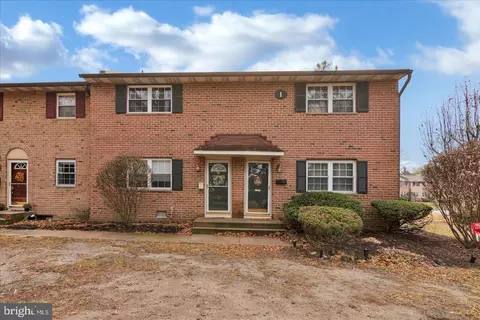 34 Turtle Creek Dr, Medford, NJ 08055