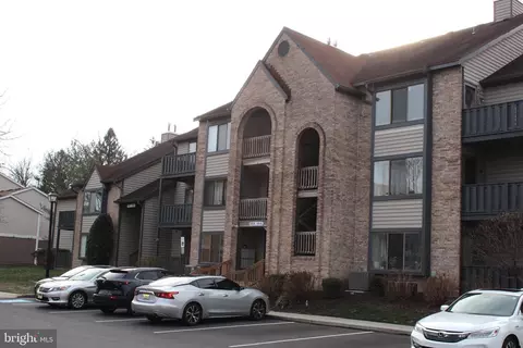 5508 A Aberdeen Dr, Mount Laurel, NJ 08054