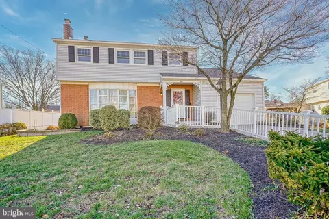 302 S Harrison Ave, Edgewater Park, NJ 08010