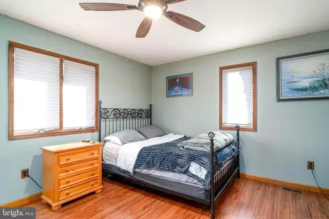 Bedroom - 38 Summit Dr, Tabernacle, NJ 08088 photo 1 of 7