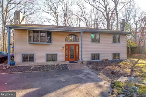 38 Summit Dr, Tabernacle, NJ 08088