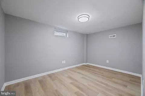 504 River Dr, Riverside, NJ 08075 photo 24