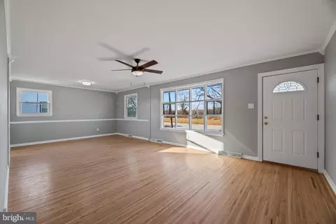 504 River Dr, Riverside, NJ 08075 photo 5