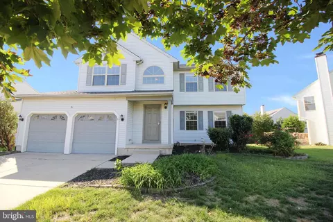 Exterior - 6 Teaberry Ln, Delran, NJ 08075 photo 3 of 8