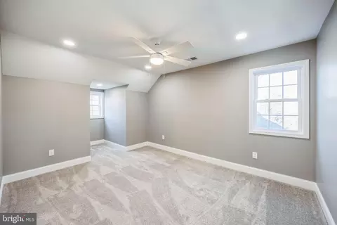 Entry Way - 198 Stokes Rd, Shamong, NJ 08088 photo 7 of 9