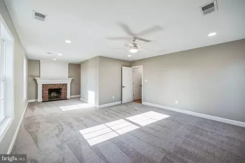 Living - 198 Stokes Rd, Shamong, NJ 08088 photo 6 of 6