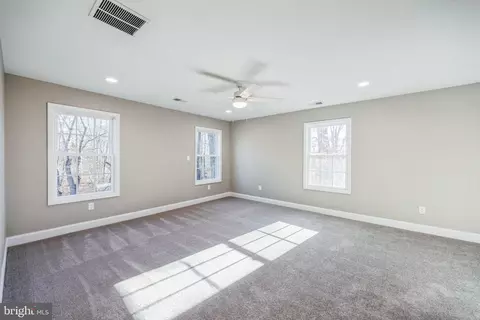 Bedroom - 198 Stokes Rd, Shamong, NJ 08088 photo 1 of 3