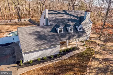 Exterior - 198 Stokes Rd, Shamong, NJ 08088 photo 2 of 13