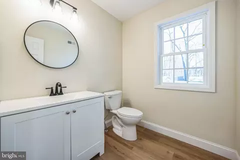 Entry Way - 198 Stokes Rd, Shamong, NJ 08088 photo 6 of 9