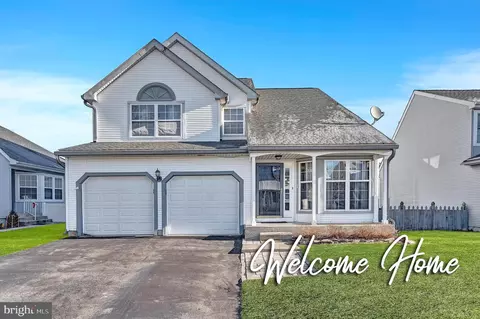 13 Dryden, Burlington Township, NJ 08016