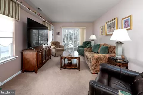 515 Hydrangea Dr, Mount Laurel, NJ 08054 photo 11