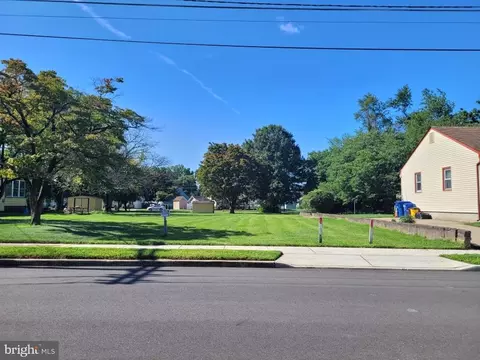436 Wilbur Henry Dr, Florence, NJ 08518
