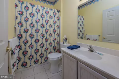 Bath - 2 Ashley Dr, Delran, NJ 08075 photo 3 of 3