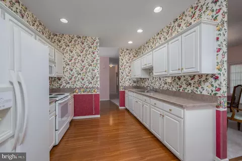 Kitchen - 2 Ashley Dr, Delran, NJ 08075 photo 2 of 3