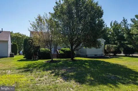 Exterior - 2 Ashley Dr, Delran, NJ 08075 photo 3 of 4