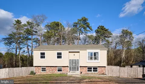 415 Lakehurst Rd, Browns Mills, NJ 08015